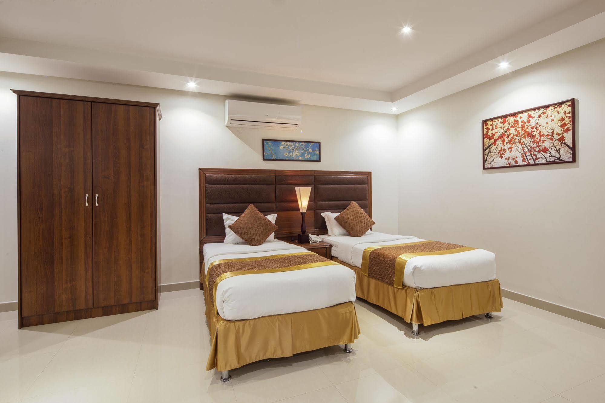 Burj Alhayah Hotel Suites Alfalah Riade Exterior foto
